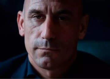 سخنان شرم‌آور مرد فوتبالی بعد از برکناری به خاطر تعرض جنسی در فینال جام جهانی