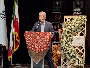 صالحی: تمدن ایران با پشتوانه فرهنگ و خرد جمعی هرگز شکست را نپذیرفته است