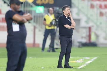 عکس| امیر قلعهنویی به یاد پدر استقلال