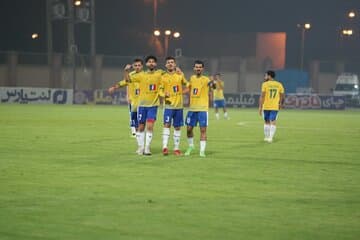 عکس | جزئیات تکان دهنده از درگیری و خونریزی در بازی لیگ یک