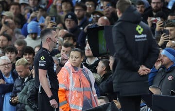 عکس| حرکت جنجالی ستاره در لیگ برتر