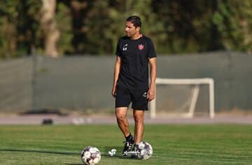 عکس| وحید هاشمیان در اداییترین کافه تهران