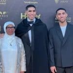 عکس| ورود عجیب اشرف حکیمی با اسکوتر به مراسم بهترین‌ها