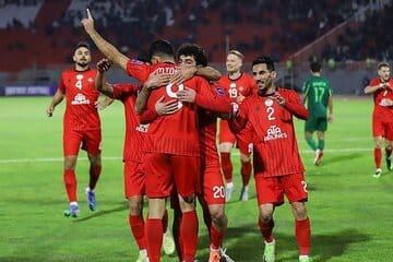 عکس | چمن این ورزشگاه از تختی هم بدتر است!