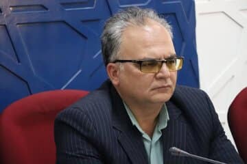 فرماندار سمنان: بستهبندی کنجد در نانواییهای سمنان از اول آذر اجرا میشود / طرح ابتکاری برای ارتقای بهداشت و شفافیت قیمت