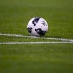 لغو یک مسابقه فوتبال به خاطر توهین جنسی به داور زن