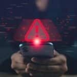 معاون ارتباطات شرکت مخابرات: مردم حاضرند آب و برقشان قطع شود، ولی اینترنتشان نه!