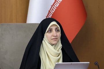 معاون پزشکیان: هنرمندان زن خارج از کشور میتوانند بازگردند/ خیلی از افراد سالها آرزو دارند به زیارت امام رضا بروند