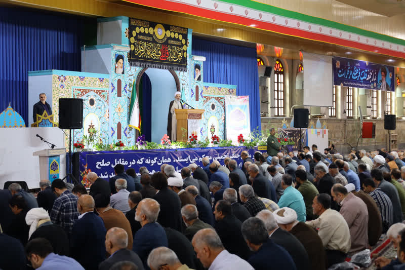 نماز جمعه ساری مرکز مازندران به روایت تصویر