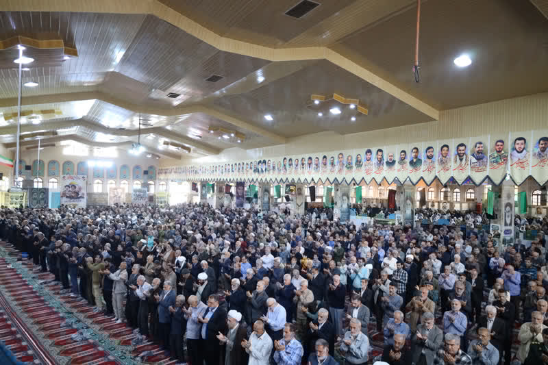 نماز جمعه ساری مرکز مازندران به روایت تصویر