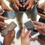 نوجوانان جهان چقدر در شبکه اجتماعی وقت می‌گذرانند؟