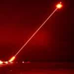 نوری که بی‌صدا می‌کشد / دستیابی به سلاح لیزری مرگبار