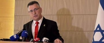 وزیر خارجه اسرائیل: ایران در حال غنی سازی است اما فعلا قصد حمله نداریم