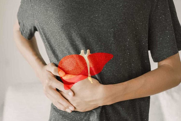 ویتامین E و کبد: نقش یک آنتی اکسیدان ضروری در پیشگیری از کبد چرب