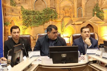 پرهیز شهرداران از مداخله در انتخابات و تسریع در تکمیل پروژههای نیمهتمام استان سمنان