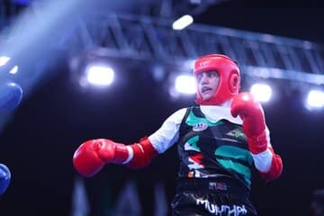 پرچم بالای موی‌تای ایران در ریاض