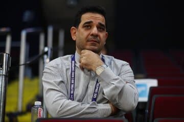 پشت هر مدال رازیست!