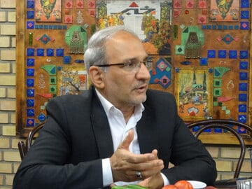 پشت پرده معامله ترامپ با پوتین / شوری:آمریکا به روسیه امتیاز داد تا از اتحاد مسکو و پکن جلوگیری کند / طرح صلح در هر حالتی به نفع روسیه است