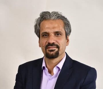 چاپ دهمین کتاب استاد تمام دانشگاه آزاد اسلامی سمنان