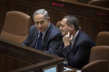 گزافه گویی نتانیاهو: از همه طرف به محور ایران ضربه زدهایم