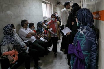 آخرین خبر از وضعیت آنفلوآنزا در کشور/۳۴ درصد از کل عفونتهای تنفسی ثبتشده مربوط به این ویروس/ بیش از سه و نیم برابر آستانه هشدار قرار داریم