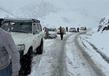 آخرین وضعیت ترافیکی و جوی جادهها؛ بارش برف در محورهای شمالی/ انسداد ۲۲ محور