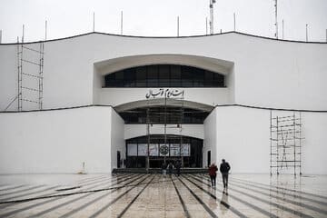 آزادی بعد از فوتبال، برای کشتی هم جاخالی داد!