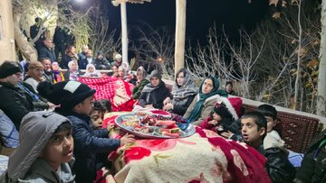آیین شب یلدا در روستای هدف گردشگری قلعهبالا برگزار شد