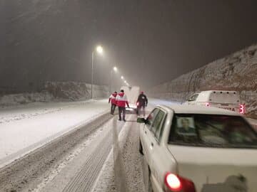 از کمک به ۲ هزار نفر گرفتار تا نجات مادران باردار و یافتن دختر ۱۹ ساله مفقود شده
