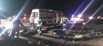 افزایش جانباختگان حادثه واژگونی اتوبوس/ تصاویر حادثه