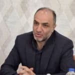 بارش سنگین برف گردنه گله بادوش الیگودرز را مسدود کرد