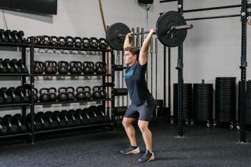 ببینید | آموزش حرکت “پوش جرک” در کراسفیت (Push Jerk)