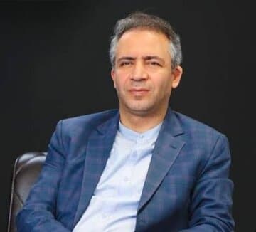 بدون تصمیمات سخت، خروج از بحران ممکن نیست/ شقاقی: در آستانه افتادن در «تله فقر» هستیم