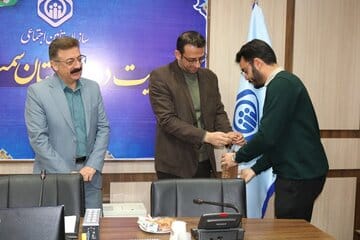 برگزیدگان مسابقه کتابخوانی کارکنان و خانوادههای درمان تأمین اجتماعی سمنان تقدیر شدند