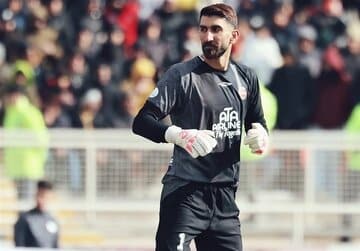 بیرانوند به سمت نیمکت پرسپولیس رفت