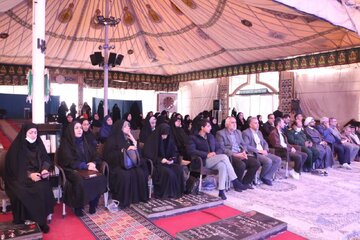 تجلیل از مادران شهدای دانشجوی دانشگاه پیام نور سراسر کشور در کرمان