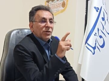 تذکر به رئیس جمهور، واکنش نماینده خرمآباد به شکایت استاندار لرستان از دو خبرنگار بود