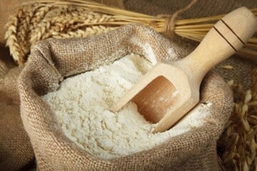 توزیع ۲۶ هزار تن آرد در روستاهای آذربایجانغربی