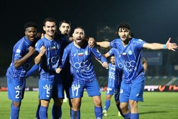 جدول لیگ برتر پس از پایان هفته سیزدهم/ تنور لیگ حسابی داغ شد!