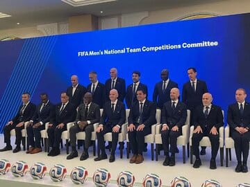 جلسه تاج با اینفانتینو در دوحه؛ رئیس فیفا به کمک تیم ملی میآید؟