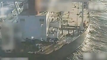 جنگ با نفتکشها در کارائیب؛ ادعای رویترز: آمریکا برای مقابله با نفتکشهای حامل نفت ونزوئلا و ایران آماده میشود