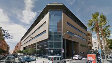 خبری که در شبکههای اجتماعی پربازدید شد/ اخراج بهدلیل زود حاضر شدن در محل کار