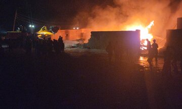 خسارت ده میلیاردی آتش‌سوزی در بندر گروک شهرستان سیریک