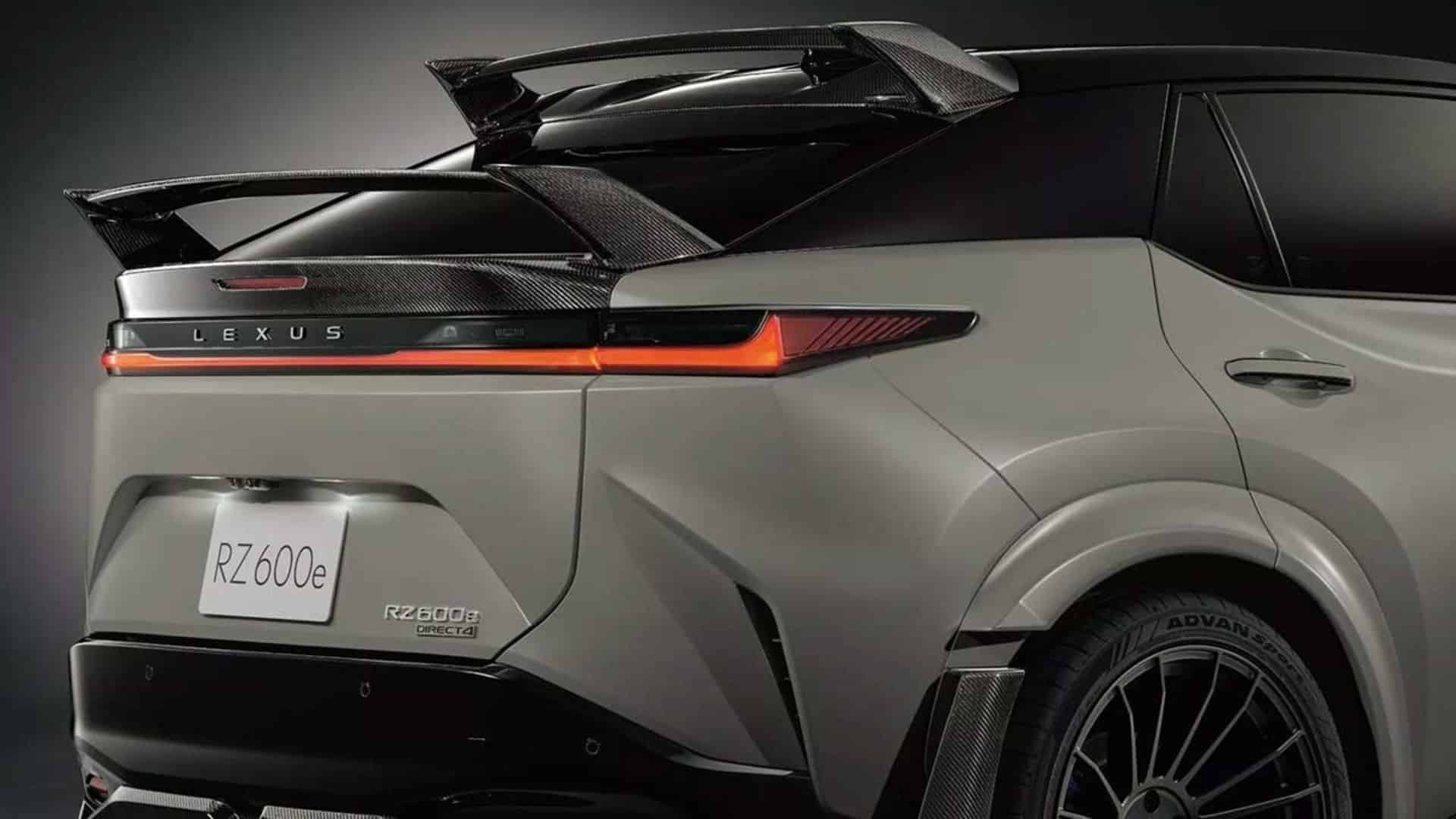 نمای سهچهارم عقب و اسپویلرهای خودرو لکسوس RZ600e