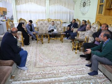 خیر و برکت کشورمان از شهداست، راه شهدا را ادامه دهید
