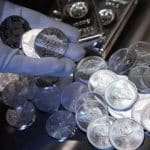 درخشش رقیب طلا در بازار/ خریداران چقدر سود کردند؟