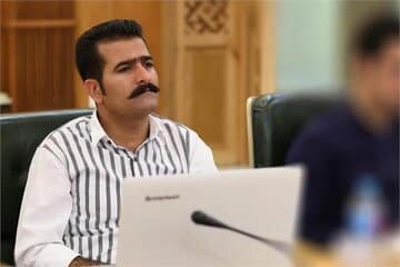 راهیابی اثر هنرمند چهارمحال و بختیاری به بخش نهایی پوستر جشنواره تئاتر فجر