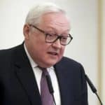 ریابکوف: روسیه شانهبهشانه در کنار مادورو ایستاده است