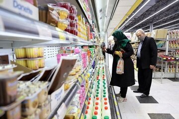 سرانه مصرف لبنیات نسبت به 15سال قبل تقریبا به یک سوم رسیده/ سوپرمارکت ها مواد لبنی را بذلیل نخریدن مردم به کارخانه برمی گردانند