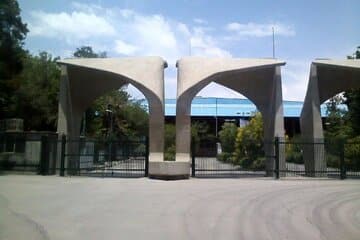 سیاسیترین دانشگاههای دنیا در ایران هستند/ کوی دانشگاه فرسوده شده است